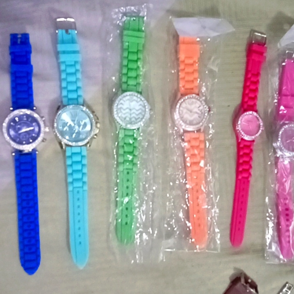 Watches Geneva , Narmi , Trendz , Chesapeake, quarts , Pakin watches